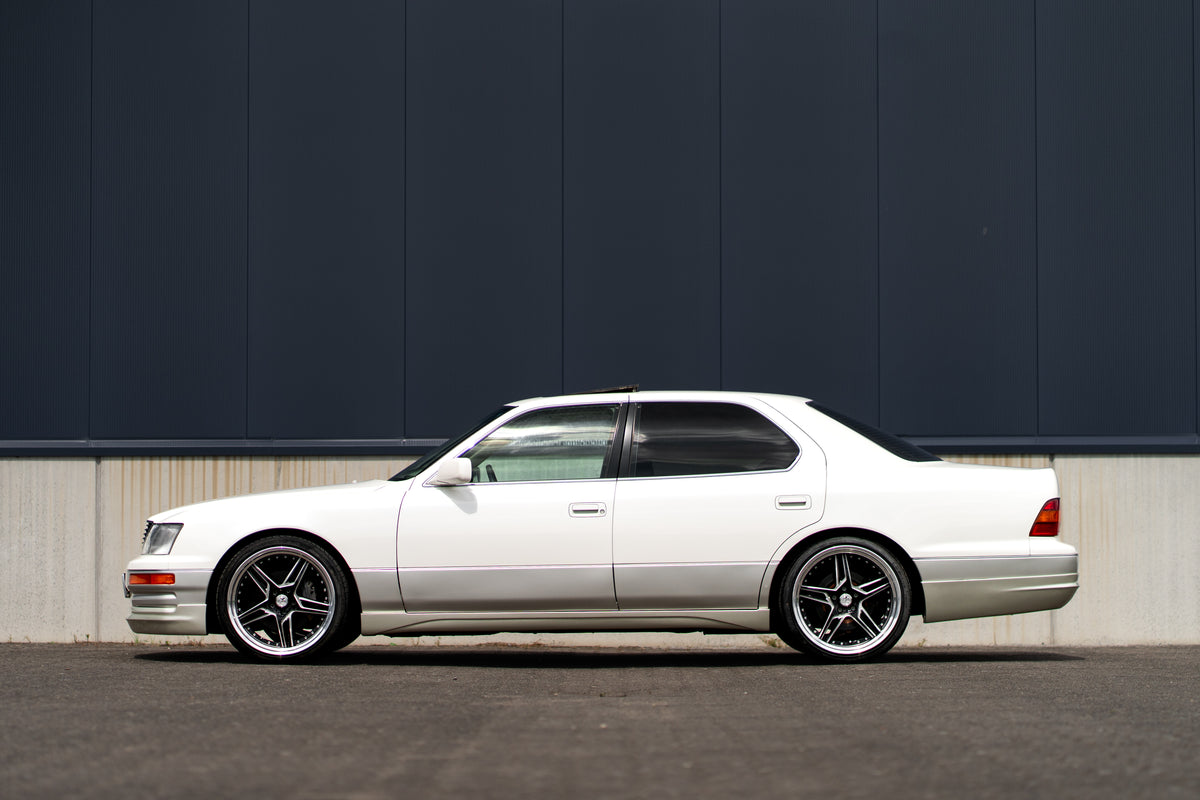 Toyota Celsior