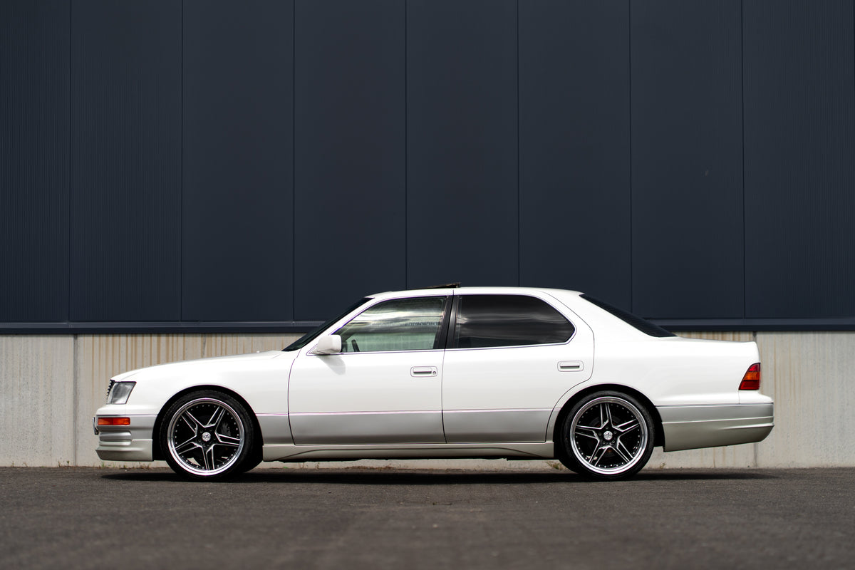 Toyota Celsior