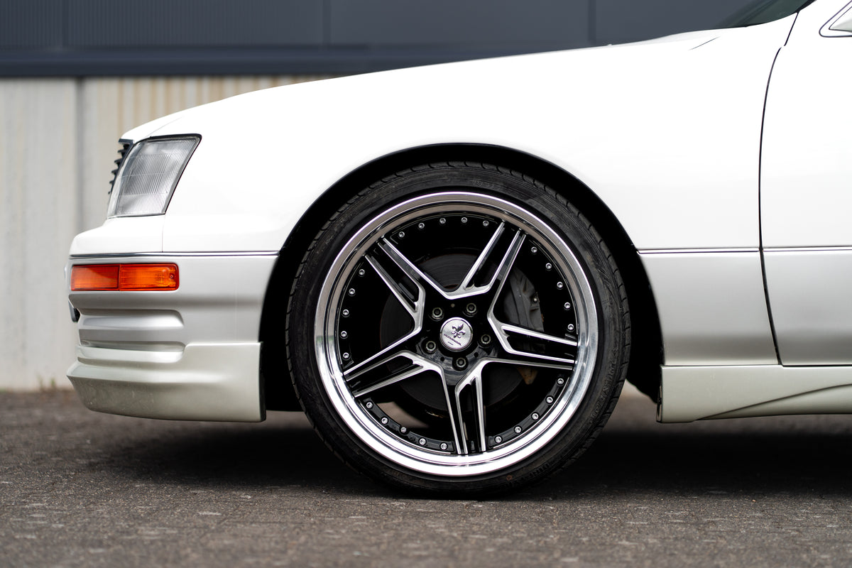 Toyota Celsior